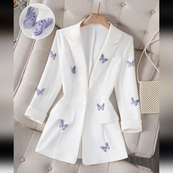 Butterfly Print Single Button Blazer